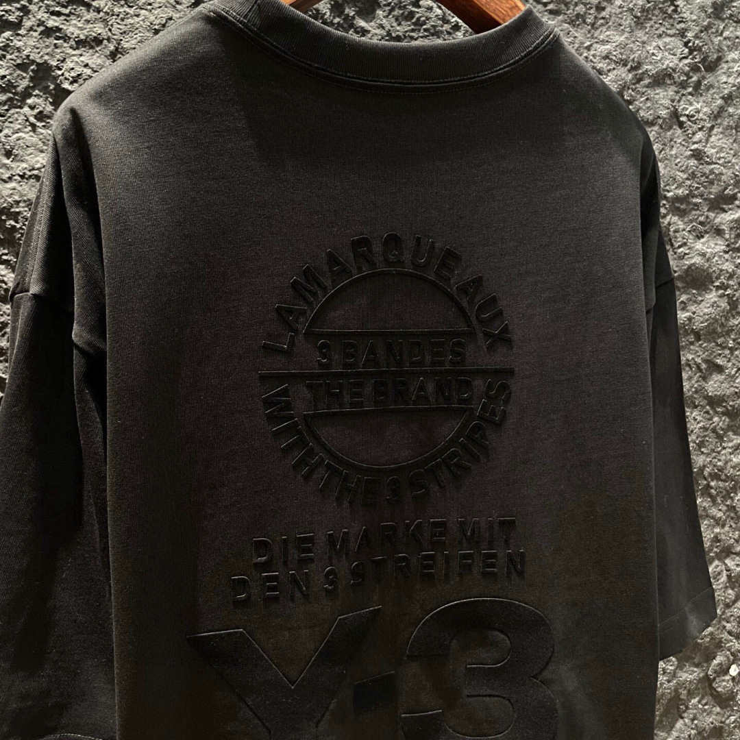 新款🌟Y-3，新款T恤，面料采用顶级原版精梳棉洗水面料，立体印花图案设计，时尚潮流，顶级的做工，高端品质