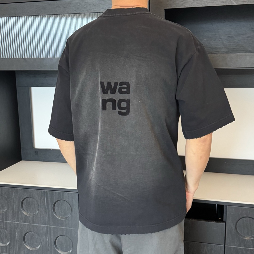 Alexander🌟2026年新款春季短袖🆕采用纯棉面料，手感细腻，超级时尚洋气！码数：XS S M L