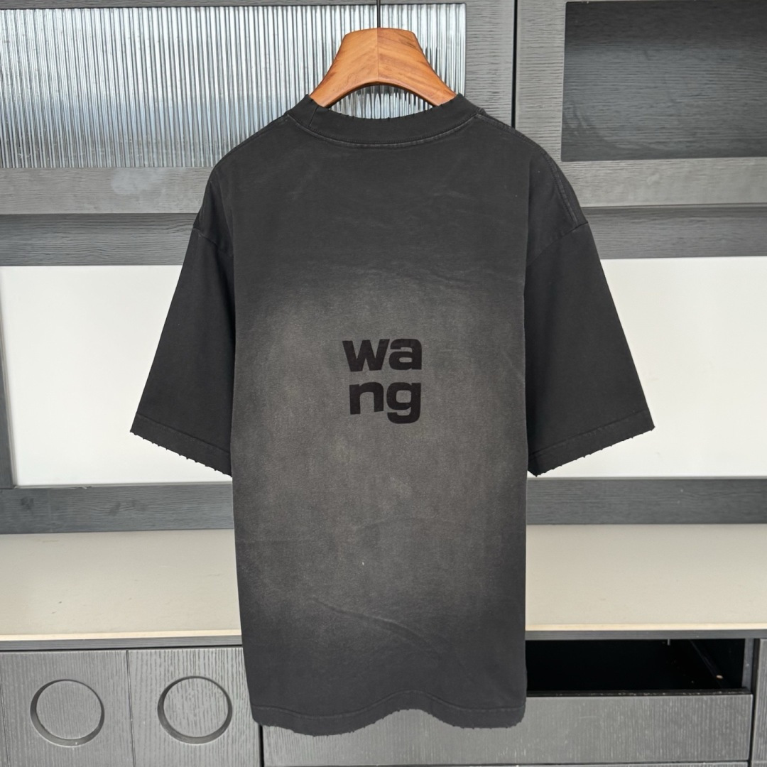 Alexander🌟2026年新款春季短袖🆕采用纯棉面料，手感细腻，超级时尚洋气！码数：XS S M L