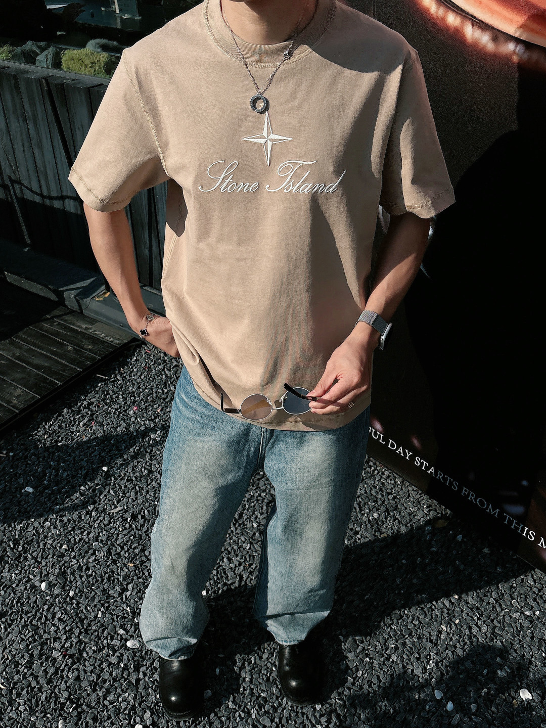 2026 春夏新品石头岛短袖颜色： 灰蓝 米白色 杏色码数：M-5XL