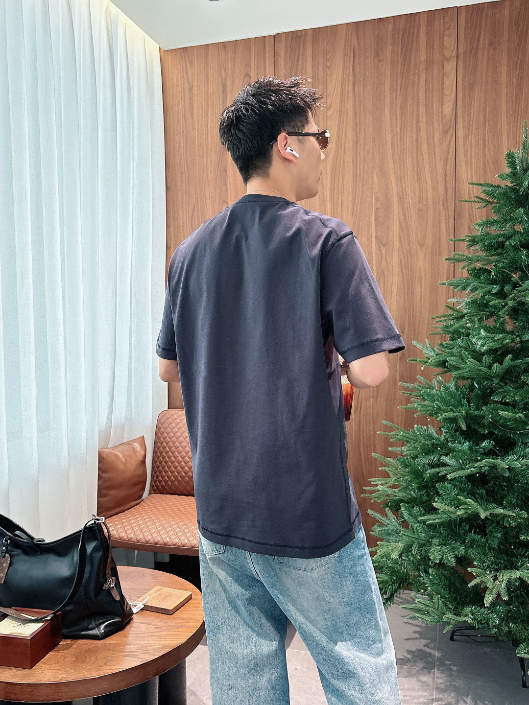 2026 春夏新品石头岛短袖颜色： 灰蓝 米白色 杏色码数：M-5XL