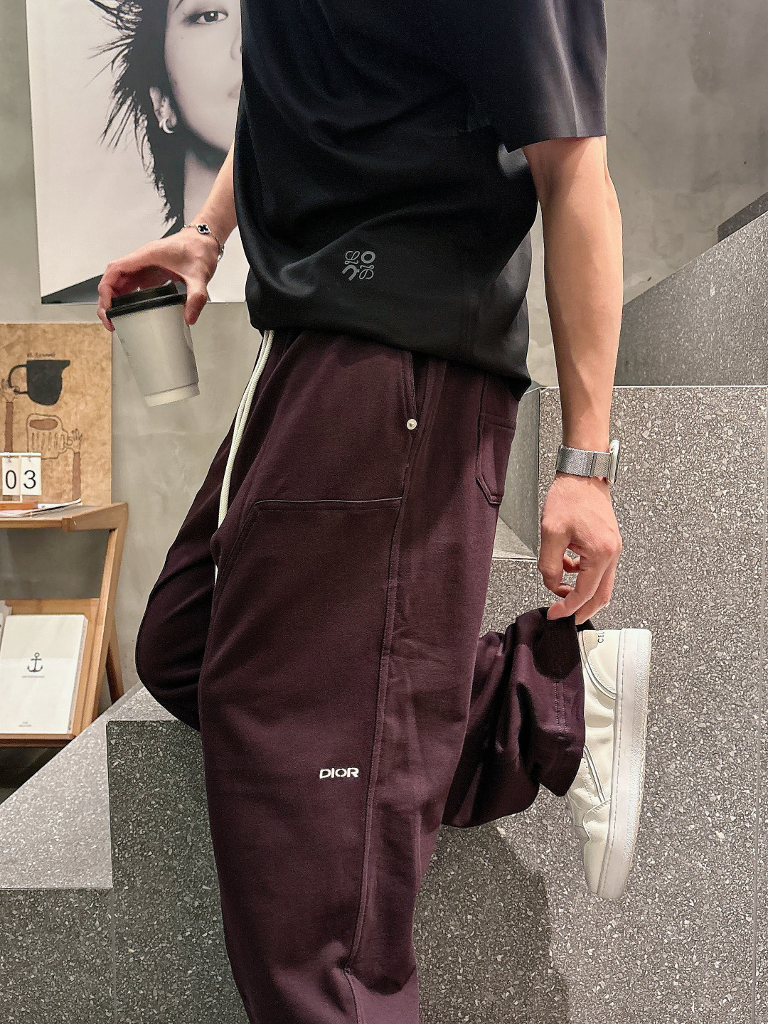 2026 春夏新品 D家休闲裤颜色：  黑色。白色 紫色码数：M-5XL