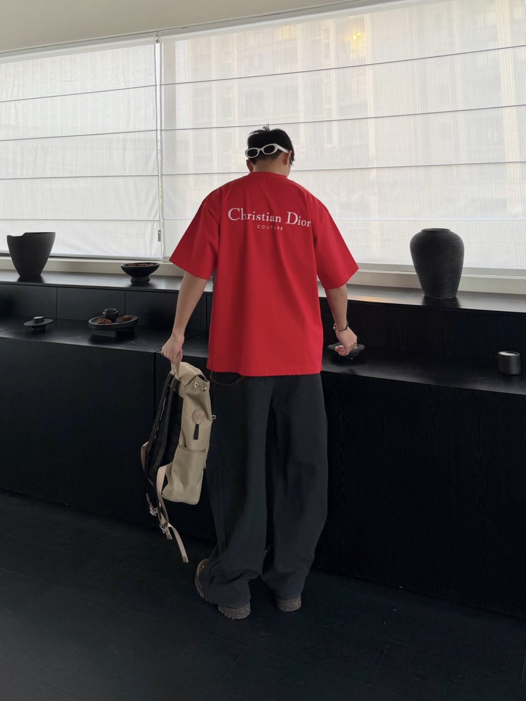 新款春季重磅T恤🆕颜色：黑，白，红码数：XS-XL款号：52133