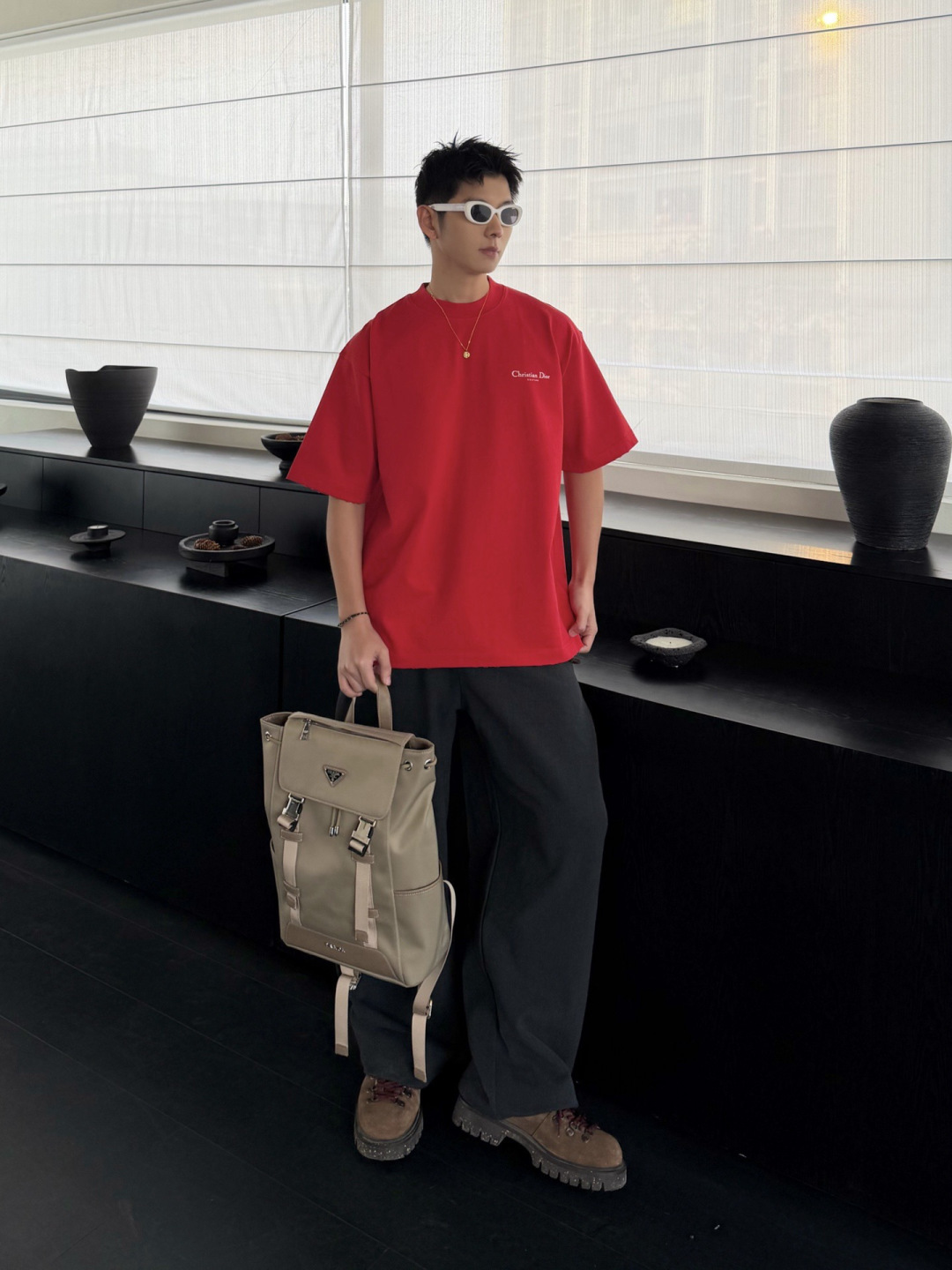 新款春季重磅T恤🆕颜色：黑，白，红码数：XS-XL款号：52133