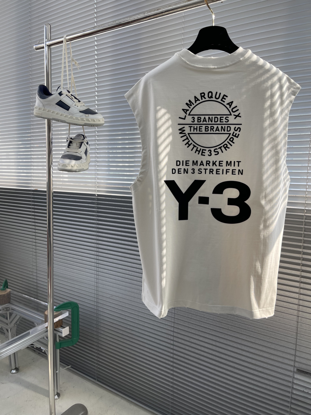 Y-3 26SS Yamamoto山本耀司宽松无袖背心，高端版本，采用重磅双纱精梳棉材质，柔软的面料触感