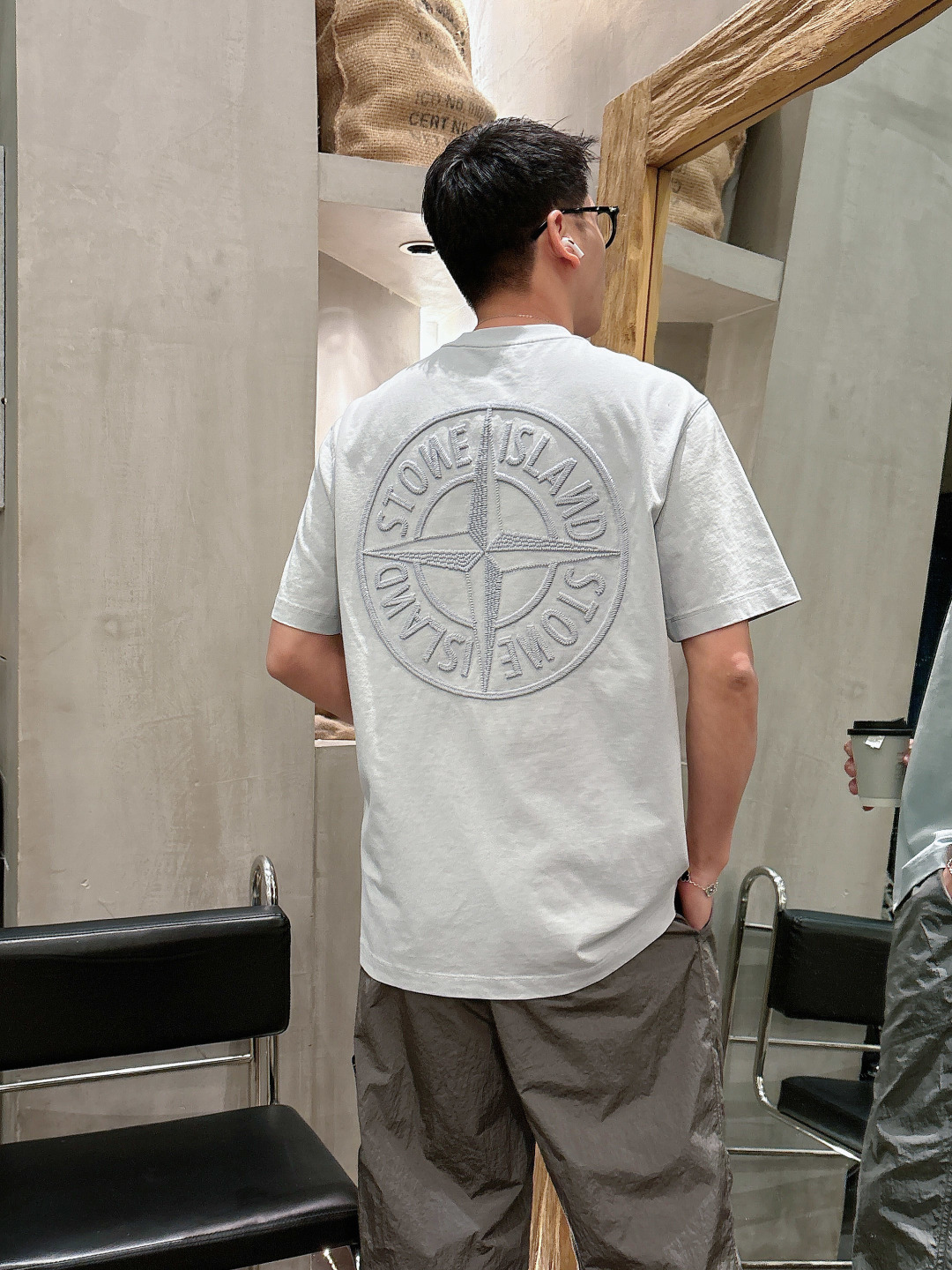 2026 春夏新品 石头岛短袖颜色：  黑色 白色  卡其 天蓝 铁灰码数：M-5XL