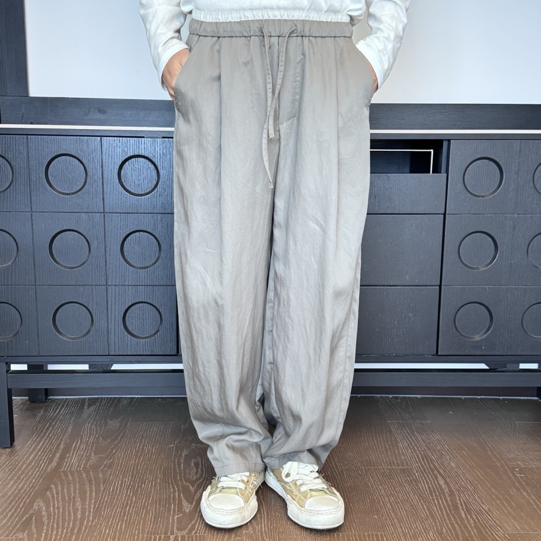 BV🌟2026年夏季新款薄款休闲裤🆕采用优质面料，具有质感，松紧腰带设计，超级时尚洋气！码数：M-3XL