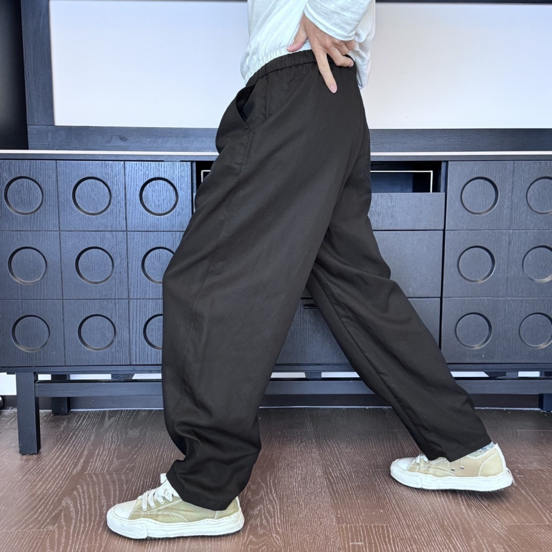 BV🌟2026年夏季新款薄款休闲裤🆕采用优质面料，具有质感，松紧腰带设计，超级时尚洋气！码数：M-3XL