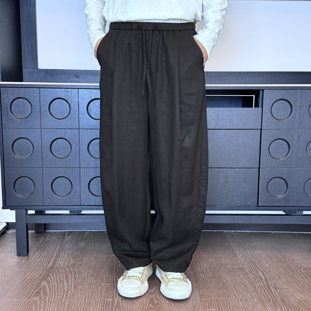 BV🌟2026年夏季新款薄款休闲裤🆕采用优质面料，具有质感，松紧腰带设计，超级时尚洋气！码数：M-3XL