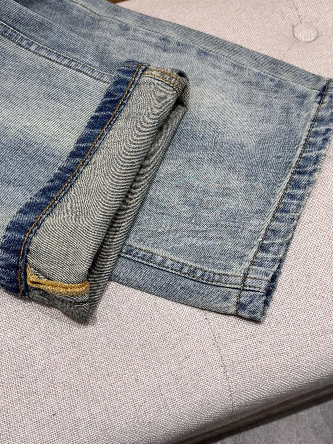 Scne*Stu*ios2026春夏新款阔腿牛仔裤 进口意大利高定牛仔面料 时尚休闲 常规版型 微弹力面