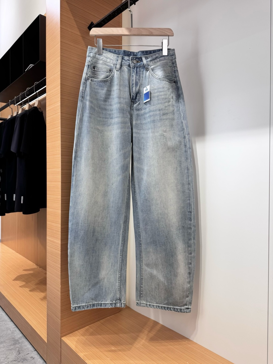 Scne*Stu*ios2026春夏新款阔腿牛仔裤 进口意大利高定牛仔面料 时尚休闲 常规版型 微弹力面