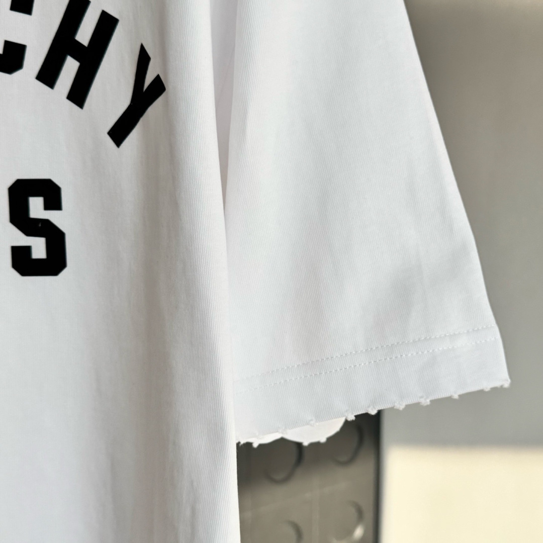 新款🌟GVE，2026新款logo图案春夏打底短袖，采用舒适透气面料，潮流搭配，顶级的做工，高端品质！男