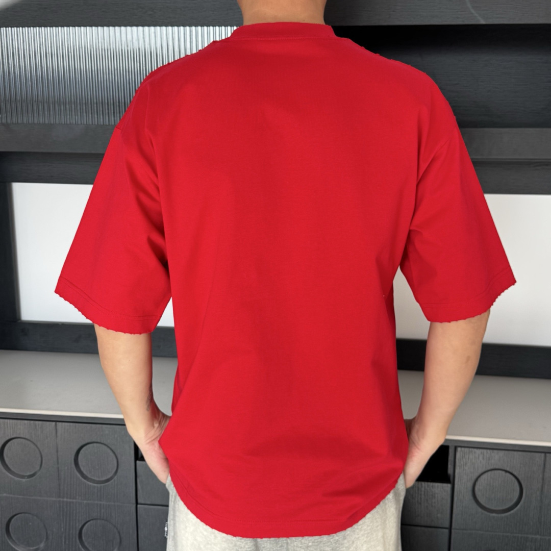 新款🌟GVE，2026新款logo图案春夏打底短袖，采用舒适透气面料，潮流搭配，顶级的做工，高端品质！男