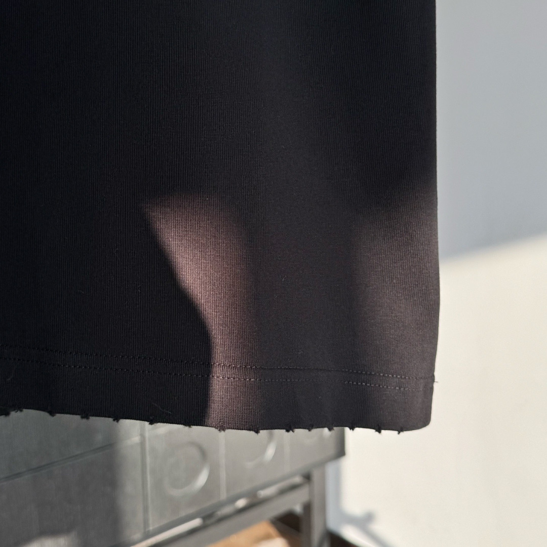 新款🌟GVE，2026新款logo图案春夏打底短袖，采用舒适透气面料，潮流搭配，顶级的做工，高端品质！男