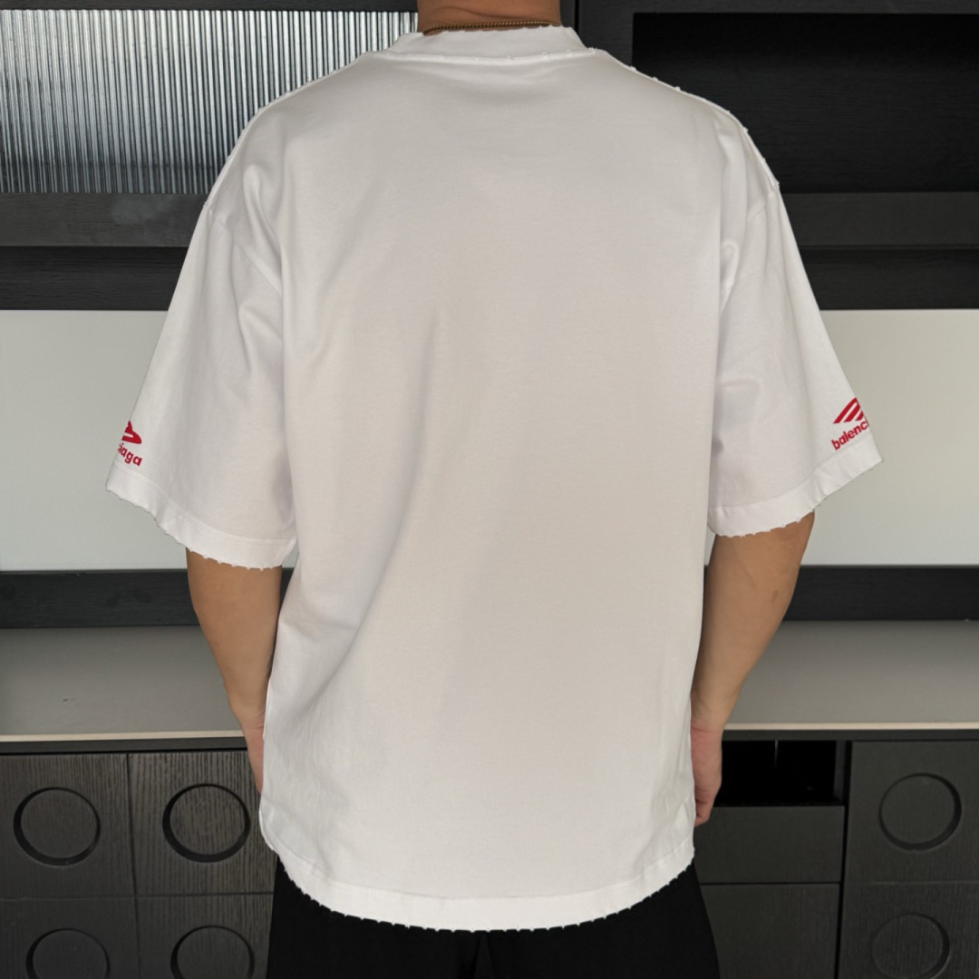 巴黎🌟2026年新款春季短袖🆕采用纯棉面料，手感细腻，超级时尚洋气！码数：XS S M L XL 男女同