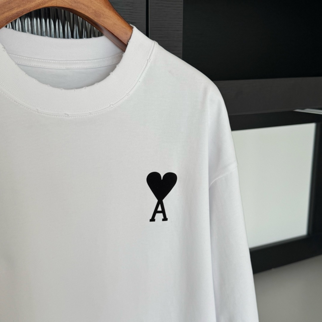 AMI🌟2026年新款春季短袖🆕采用纯棉面料，手感细腻，超级时尚洋气！码数：XS S M L XL 男女