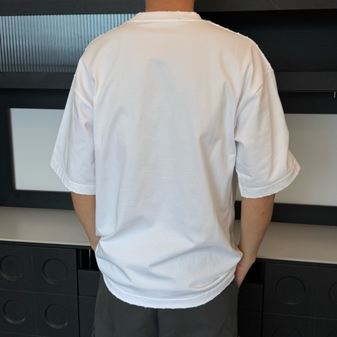 AMI🌟2026年新款春季短袖🆕采用纯棉面料，手感细腻，超级时尚洋气！码数：XS S M L XL 男女