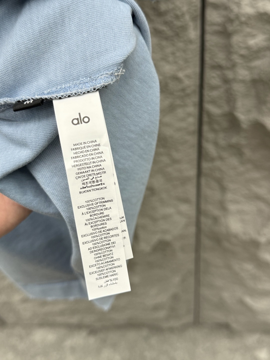 alo 春夏季新款短袖，采用优质棉质水洗面料，渐变工艺超级好看，超级舒适透气，面料极好亲肤舒适轻薄。整体