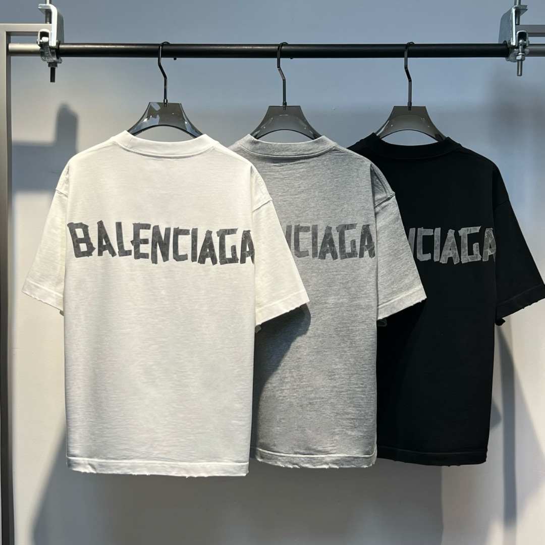 新款春季重磅T恤🆕颜色：黑，白，灰码数：XS-XL款号：52129