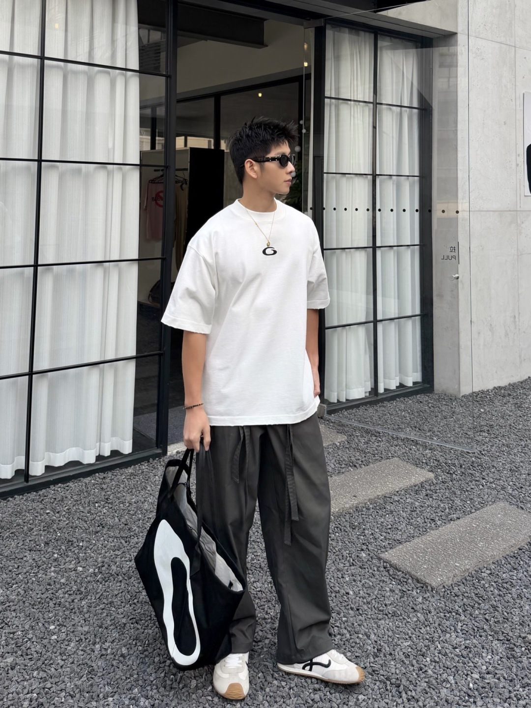 新款春季重磅T恤🆕颜色：黑，白，灰码数：XS-XL款号：52129