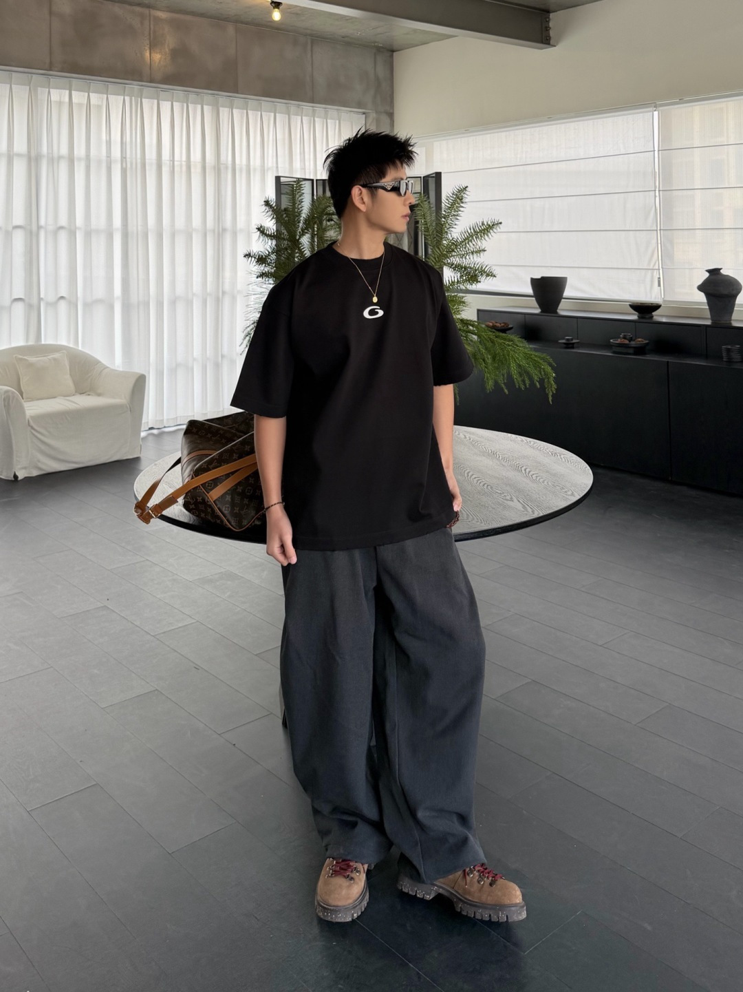 新款春季重磅T恤🆕颜色：黑，白，灰码数：XS-XL款号：52129