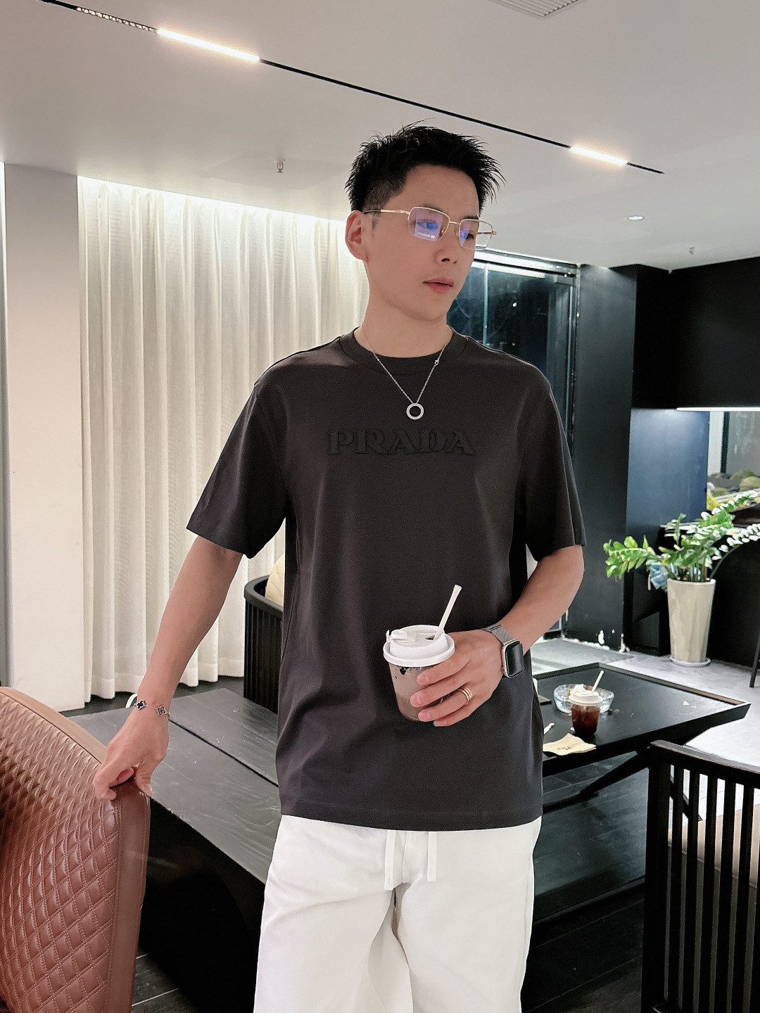 2026春夏新品 普拉达短袖颜色： 白色 石墨灰 黑色码数：M-5XL