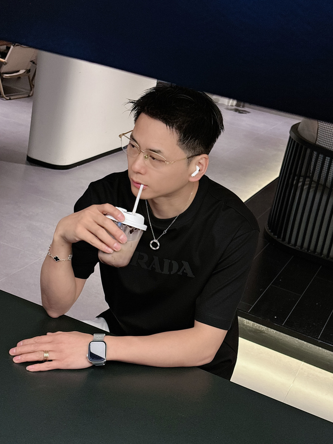 2026春夏新品 普拉达短袖颜色： 白色 石墨灰 黑色码数：M-5XL