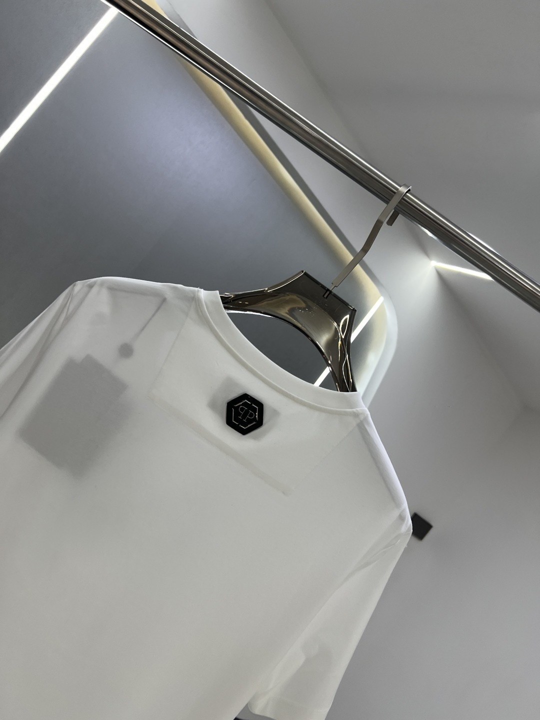 （M-XXXL）PhiliPP Plein2026春夏新品“马上有钱”直喷工艺短袖T恤；品牌标志性的街头