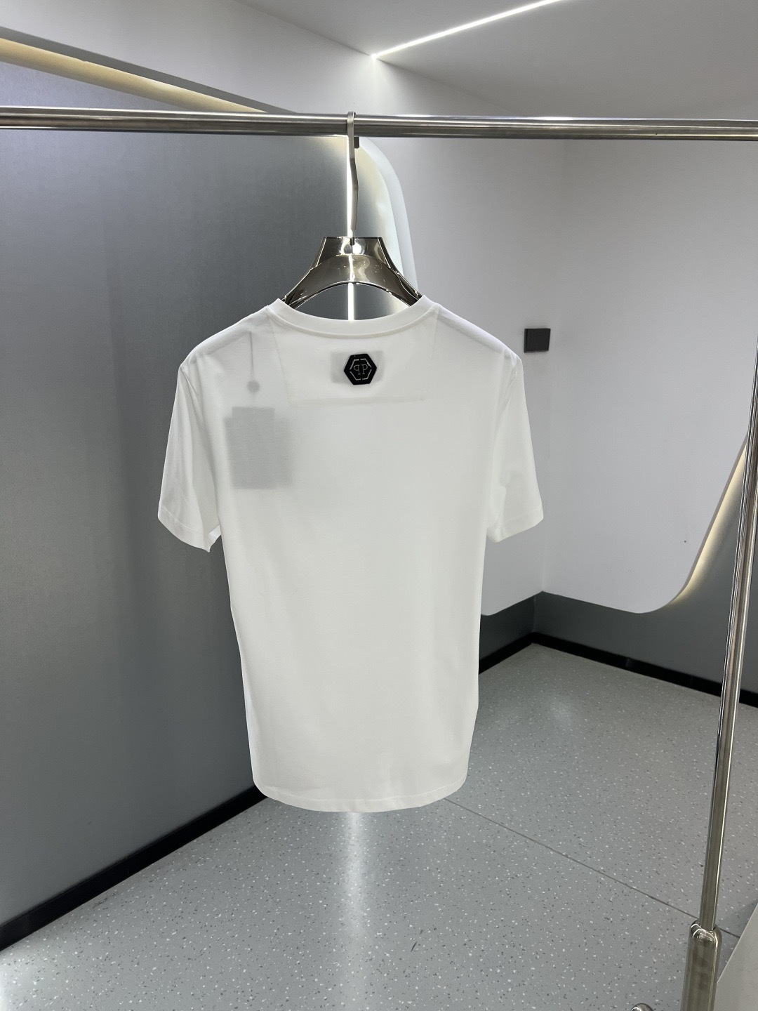 （M-XXXL）PhiliPP Plein2026春夏新品“马上有钱”直喷工艺短袖T恤；品牌标志性的街头