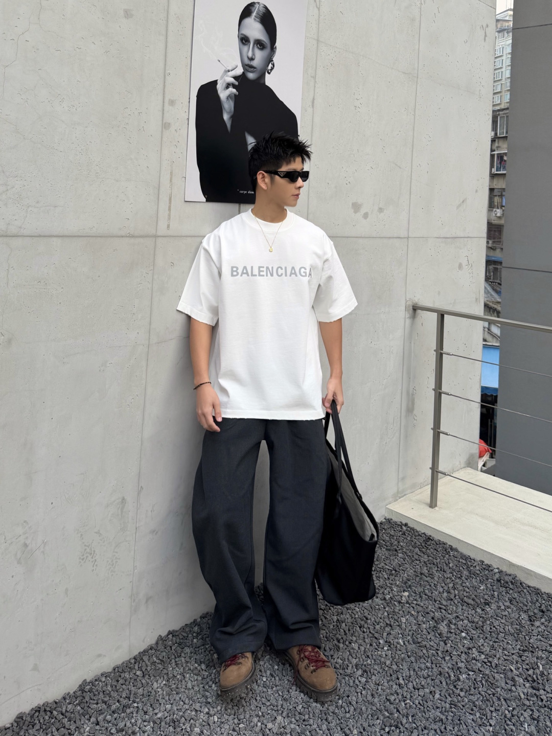 新款春季重磅T恤🆕颜色：黑，白，红码数：XS-XL款号：52135