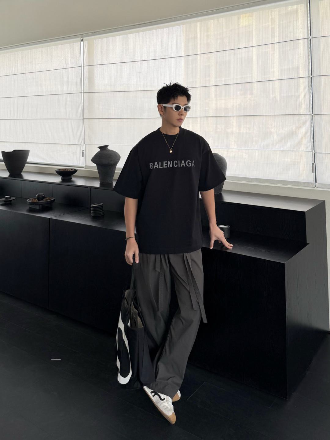 新款春季重磅T恤🆕颜色：黑，白，红码数：XS-XL款号：52135