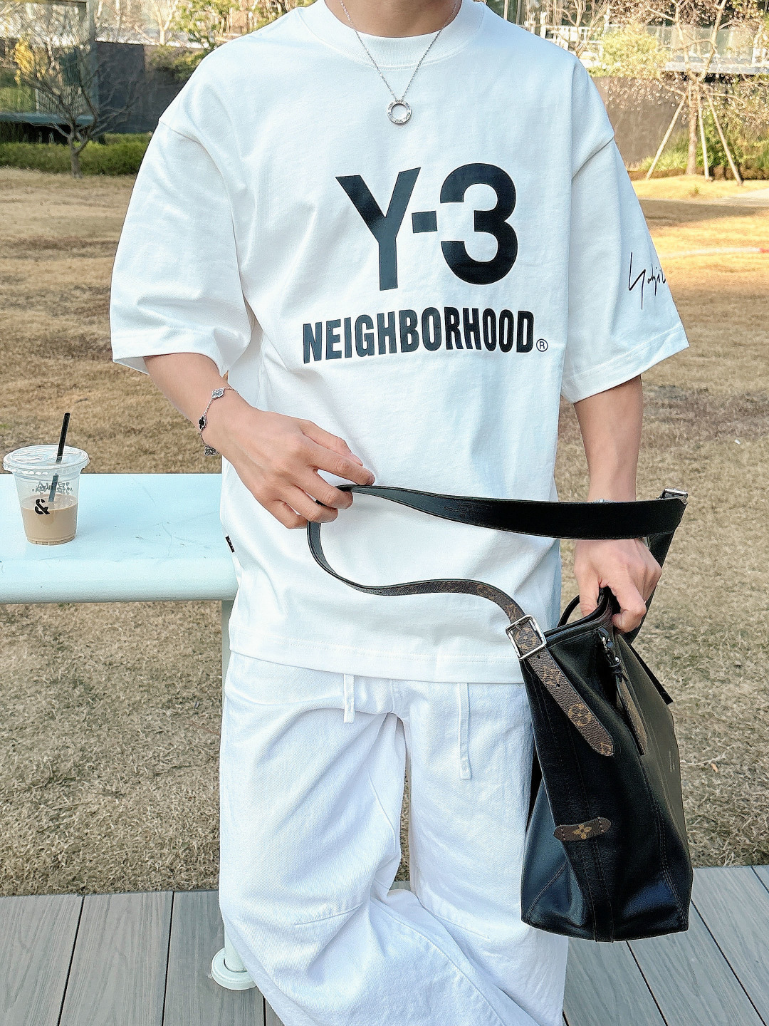 (高版本）Y-3山本耀司 26春夏新品宽松版型短袖T恤，采用定制340g高克重棉面料，非常有质感，袖口下