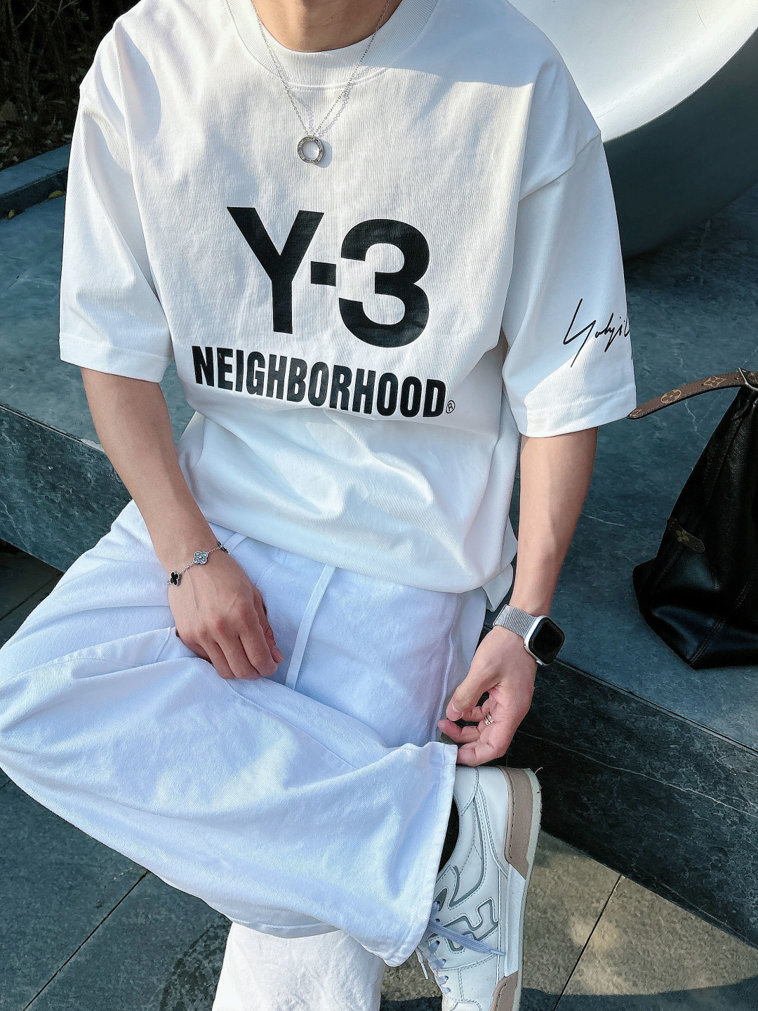 (高版本）Y-3山本耀司 26春夏新品宽松版型短袖T恤，采用定制340g高克重棉面料，非常有质感，袖口下