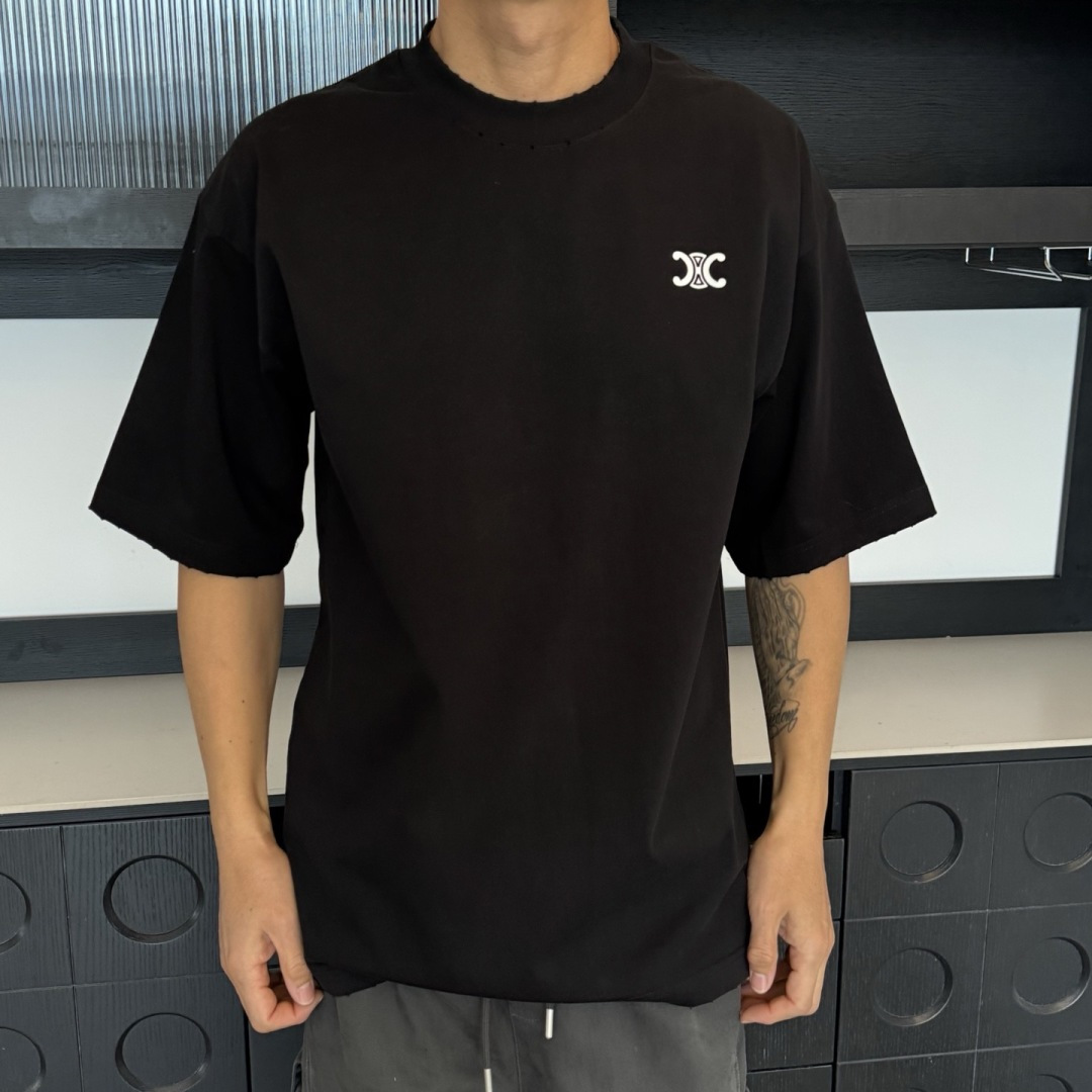 CELINE🌟2026年新款春季短袖🆕采用纯棉面料，手感细腻，超级时尚洋气！码数：XS S M L XL