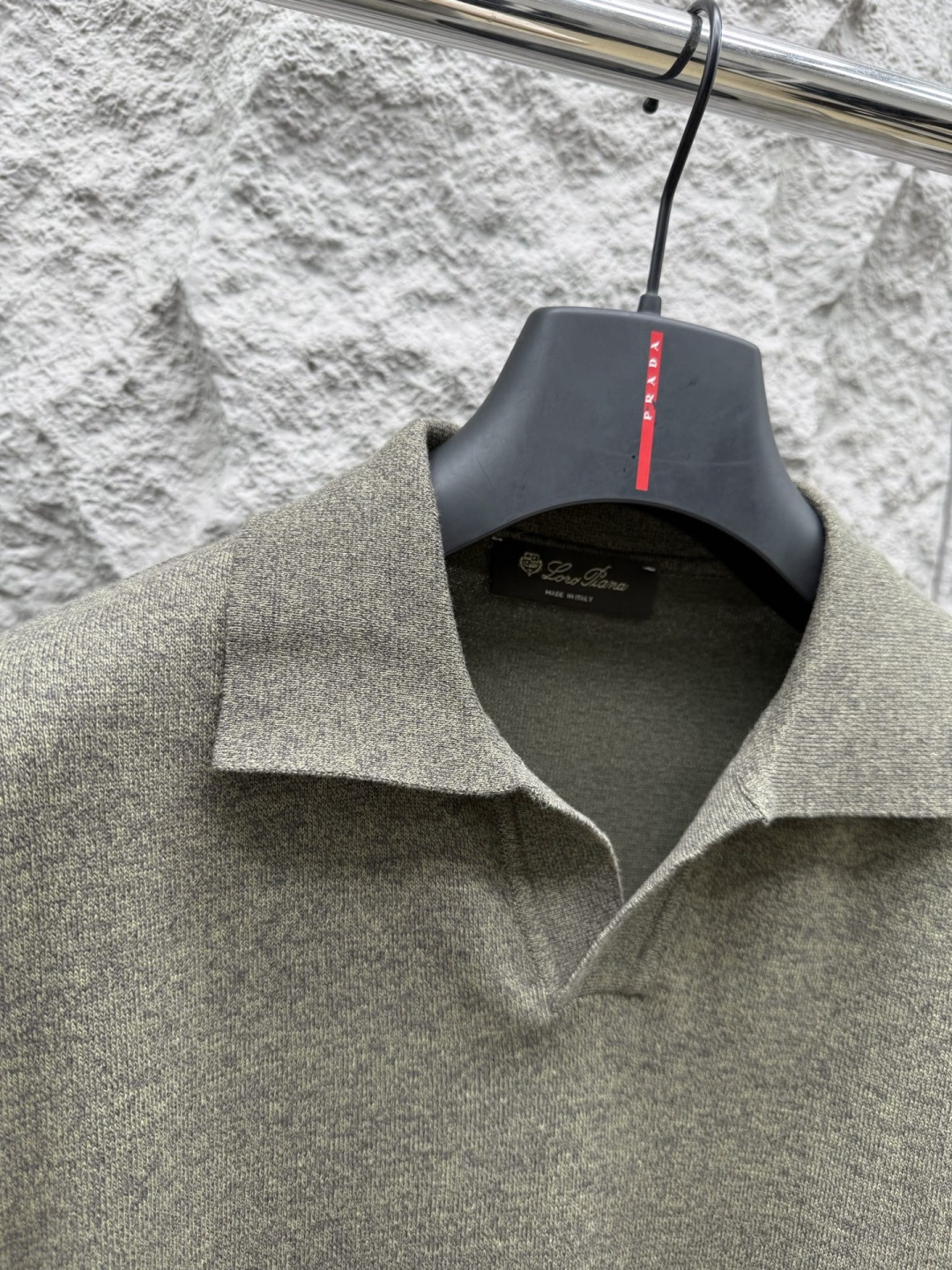 Loro piana 新款老钱风针织短袖，经典设计，简约没有任何多余累赘感，衣橱不可缺少的一件百搭单品，
