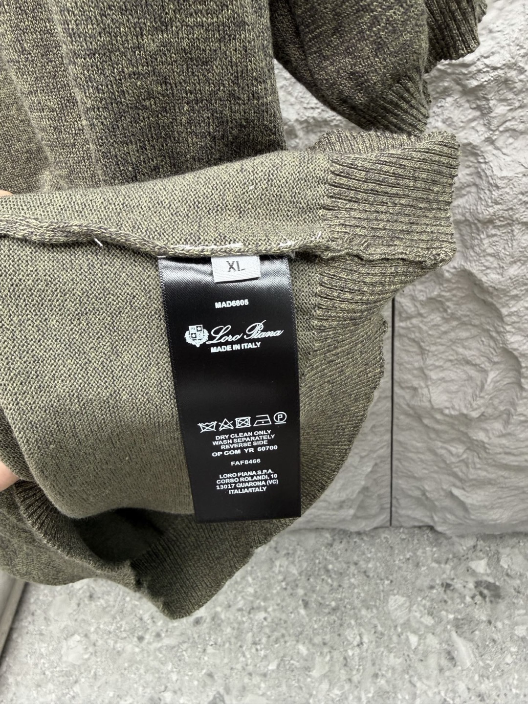 Loro piana 新款老钱风针织短袖，经典设计，简约没有任何多余累赘感，衣橱不可缺少的一件百搭单品，