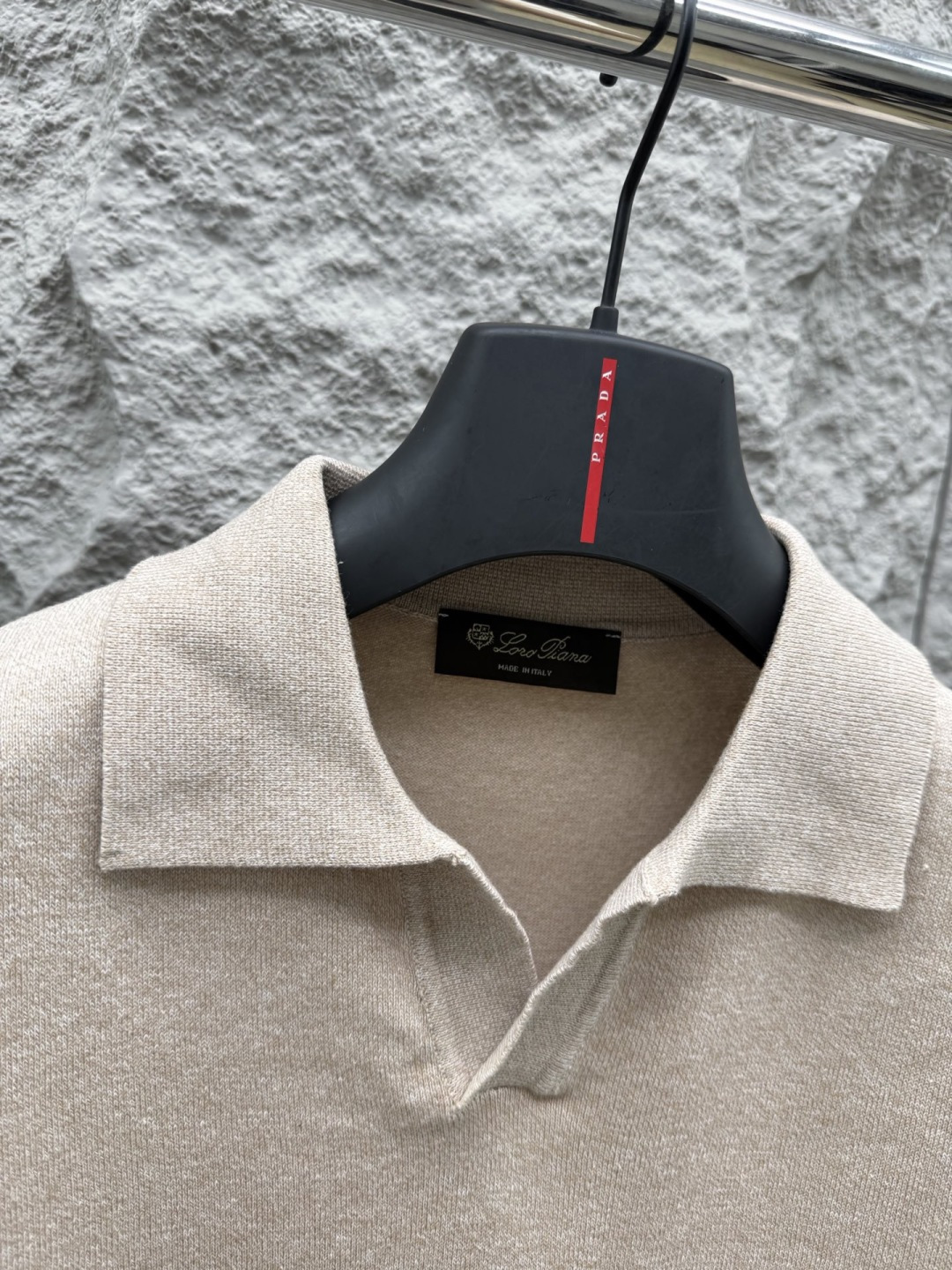 Loro piana 新款老钱风针织短袖，经典设计，简约没有任何多余累赘感，衣橱不可缺少的一件百搭单品，