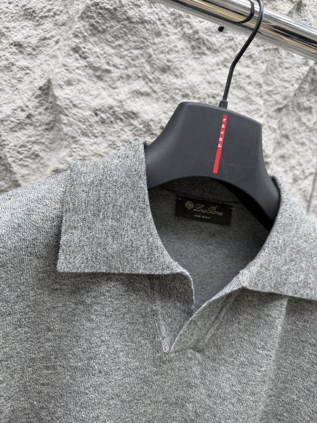 Loro piana 新款老钱风针织短袖，经典设计，简约没有任何多余累赘感，衣橱不可缺少的一件百搭单品，