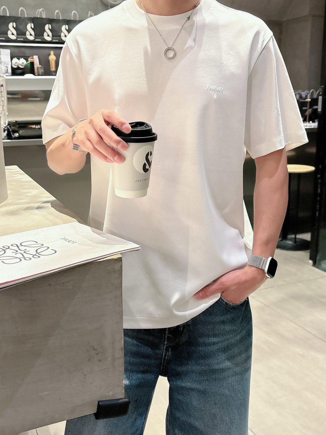 2026 春夏新品 D家短袖颜色： 白色 黑色 金铜色码数：M-5XL