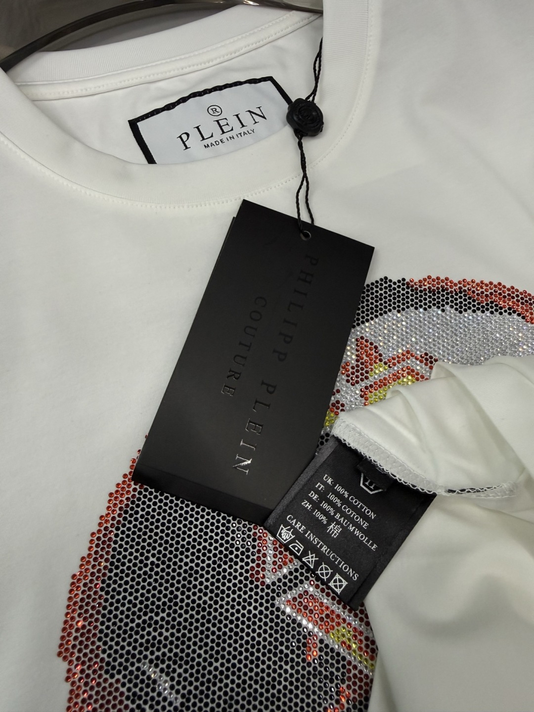 PhiliPP Plein 2026春夏新品施华洛世奇水钻镶嵌骷髅短袖T恤，设计风格极具辨识度，主打潮流