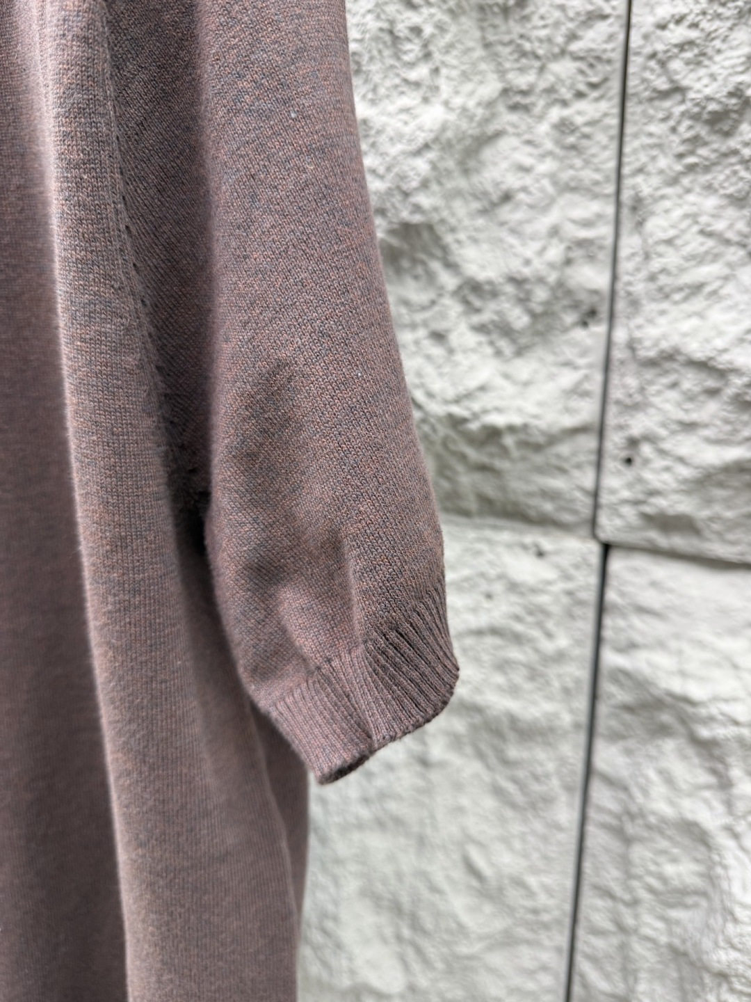 Loro piana 新款老钱风针织短袖，经典设计，简约没有任何多余累赘感，衣橱不可缺少的一件百搭单品，