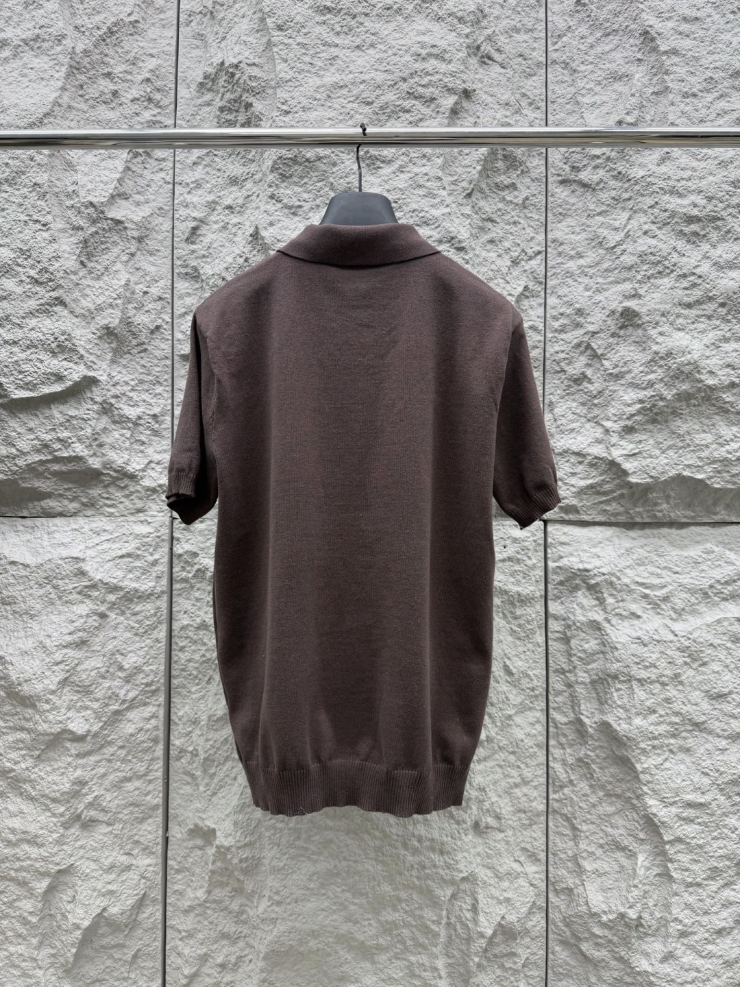 Loro piana 新款老钱风针织短袖，经典设计，简约没有任何多余累赘感，衣橱不可缺少的一件百搭单品，