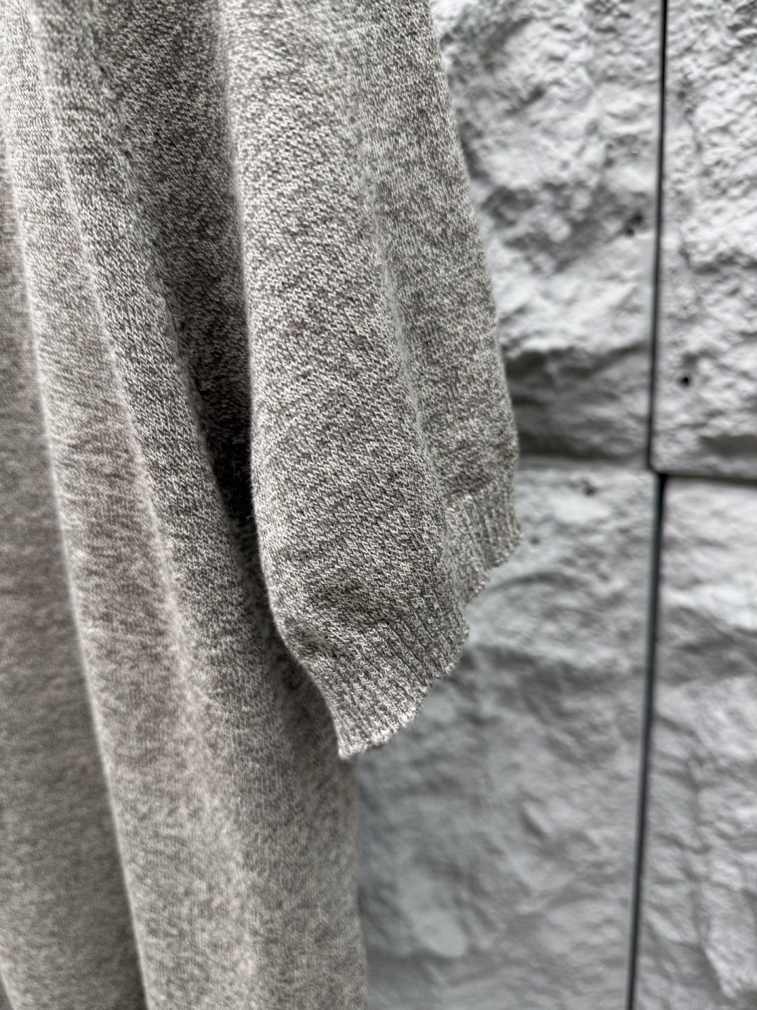 Loro piana 新款老钱风针织短袖，经典设计，简约没有任何多余累赘感，衣橱不可缺少的一件百搭单品，