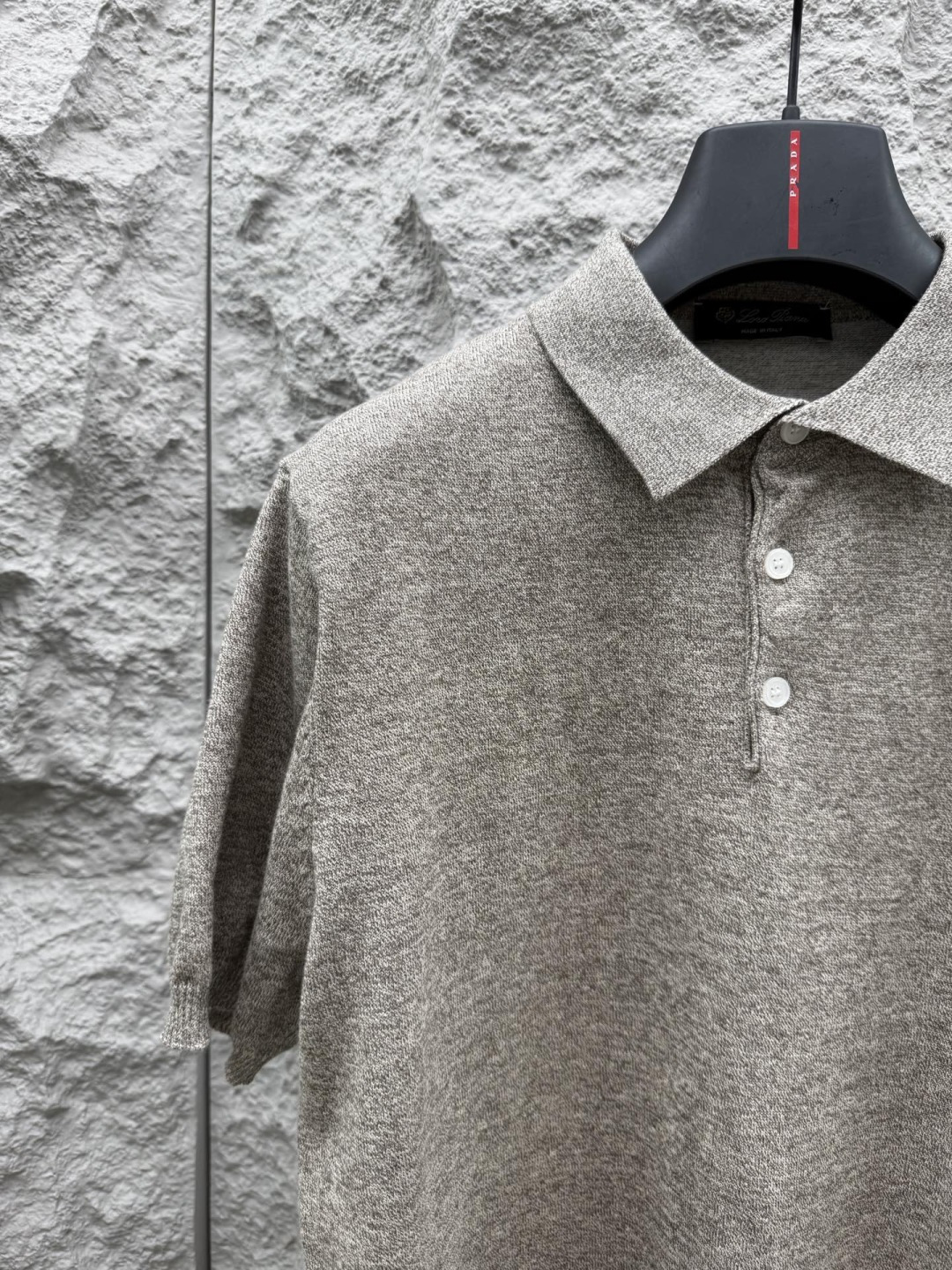 Loro piana 新款老钱风针织短袖，经典设计，简约没有任何多余累赘感，衣橱不可缺少的一件百搭单品，