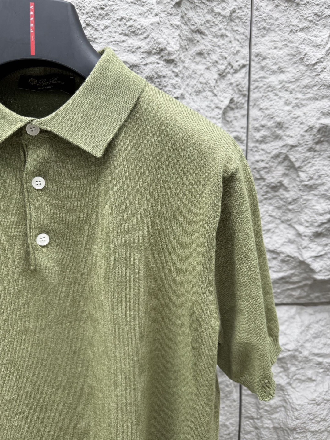 Loro piana 新款老钱风针织短袖，经典设计，简约没有任何多余累赘感，衣橱不可缺少的一件百搭单品，