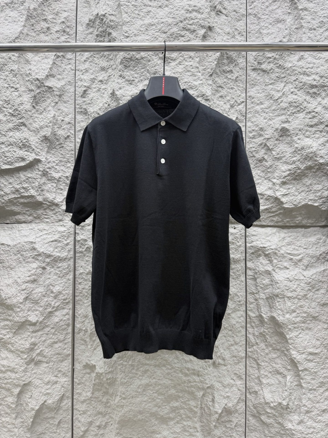 Loro piana 新款老钱风针织短袖，经典设计，简约没有任何多余累赘感，衣橱不可缺少的一件百搭单品，
