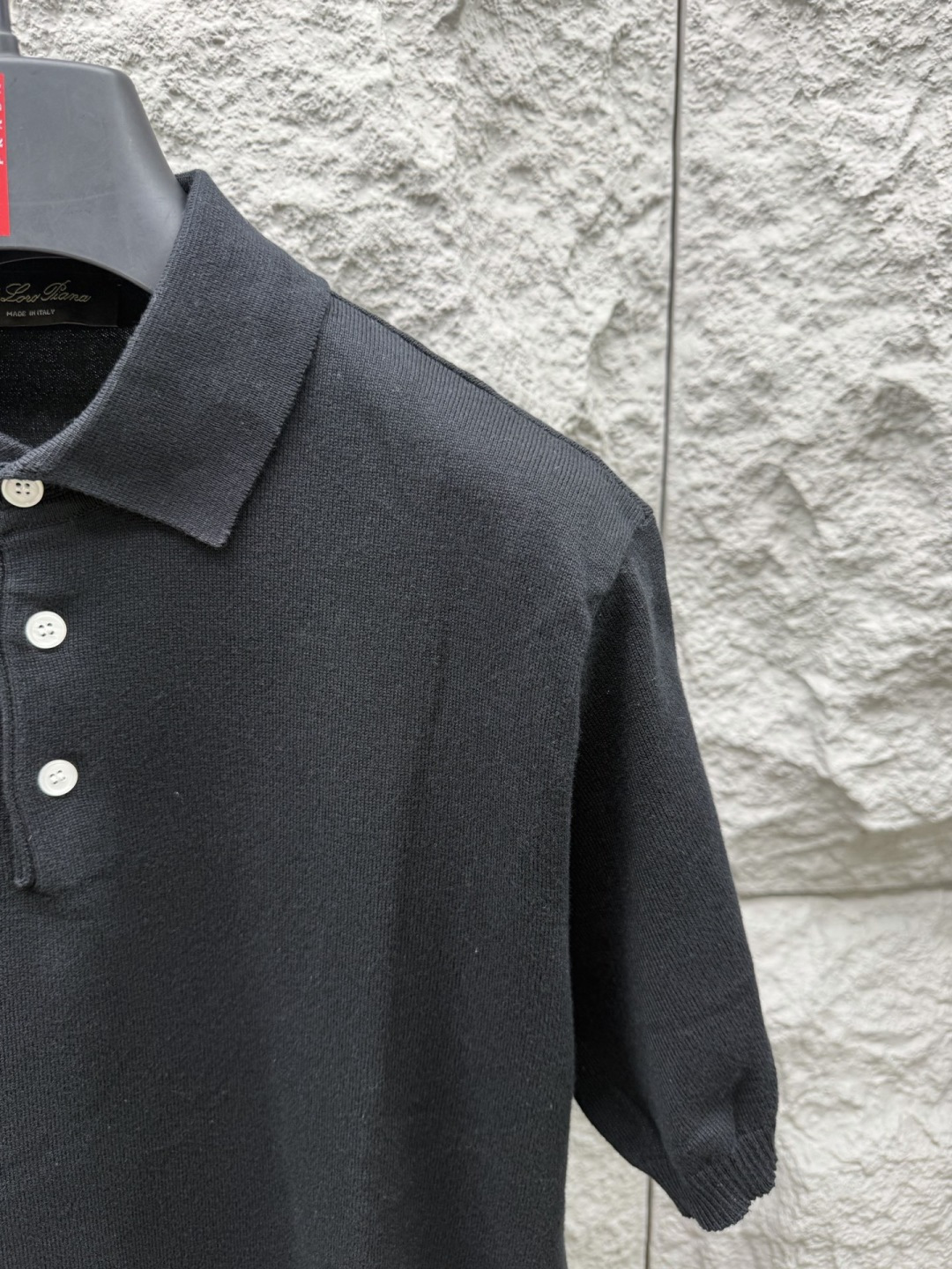 Loro piana 新款老钱风针织短袖，经典设计，简约没有任何多余累赘感，衣橱不可缺少的一件百搭单品，