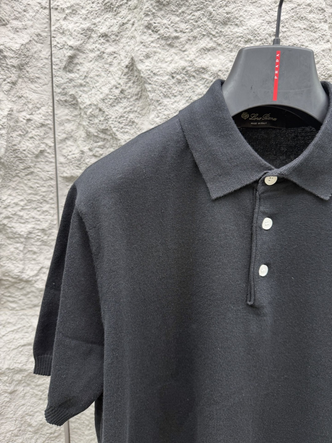 Loro piana 新款老钱风针织短袖，经典设计，简约没有任何多余累赘感，衣橱不可缺少的一件百搭单品，