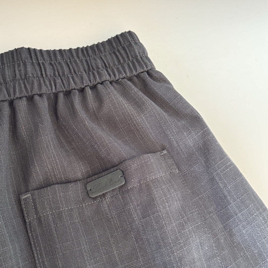 Loro piana🌟2026年夏季新款薄款休闲裤🆕采用优质面料，具有质感，松紧腰带设计，超级时尚洋气！
