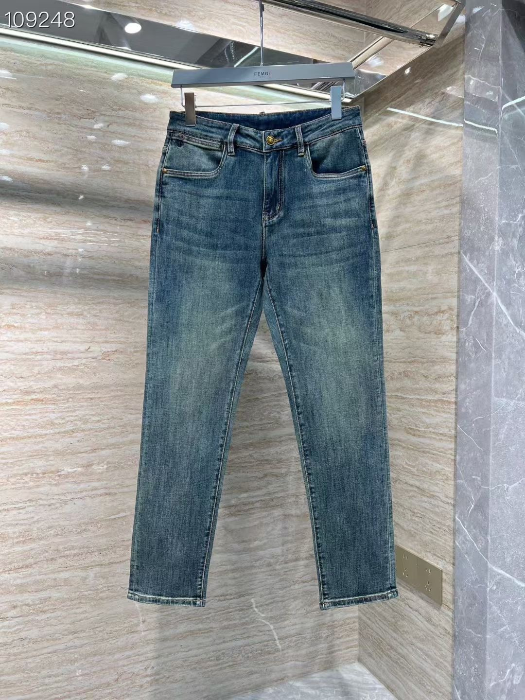 𝟐𝟎𝟐𝟔春夏上新高订欧货牛仔，现货供应，精梳棉面料，更细腻，更亲肤，更挺括，不易软塌，更耐穿，不易起球，
